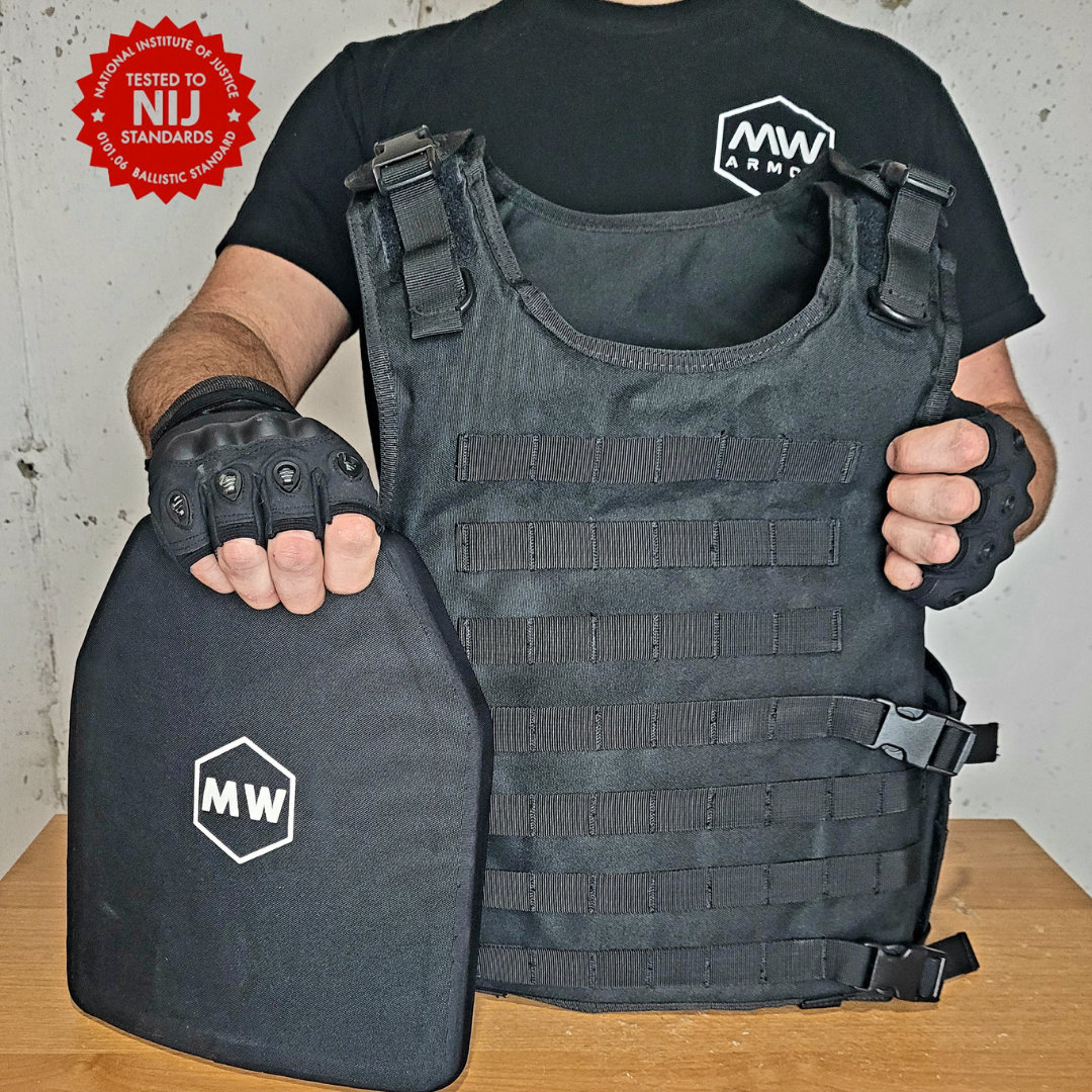 BUNDLE TACTICAL STYLE (includes 2 Plates Level IV & Carrier)